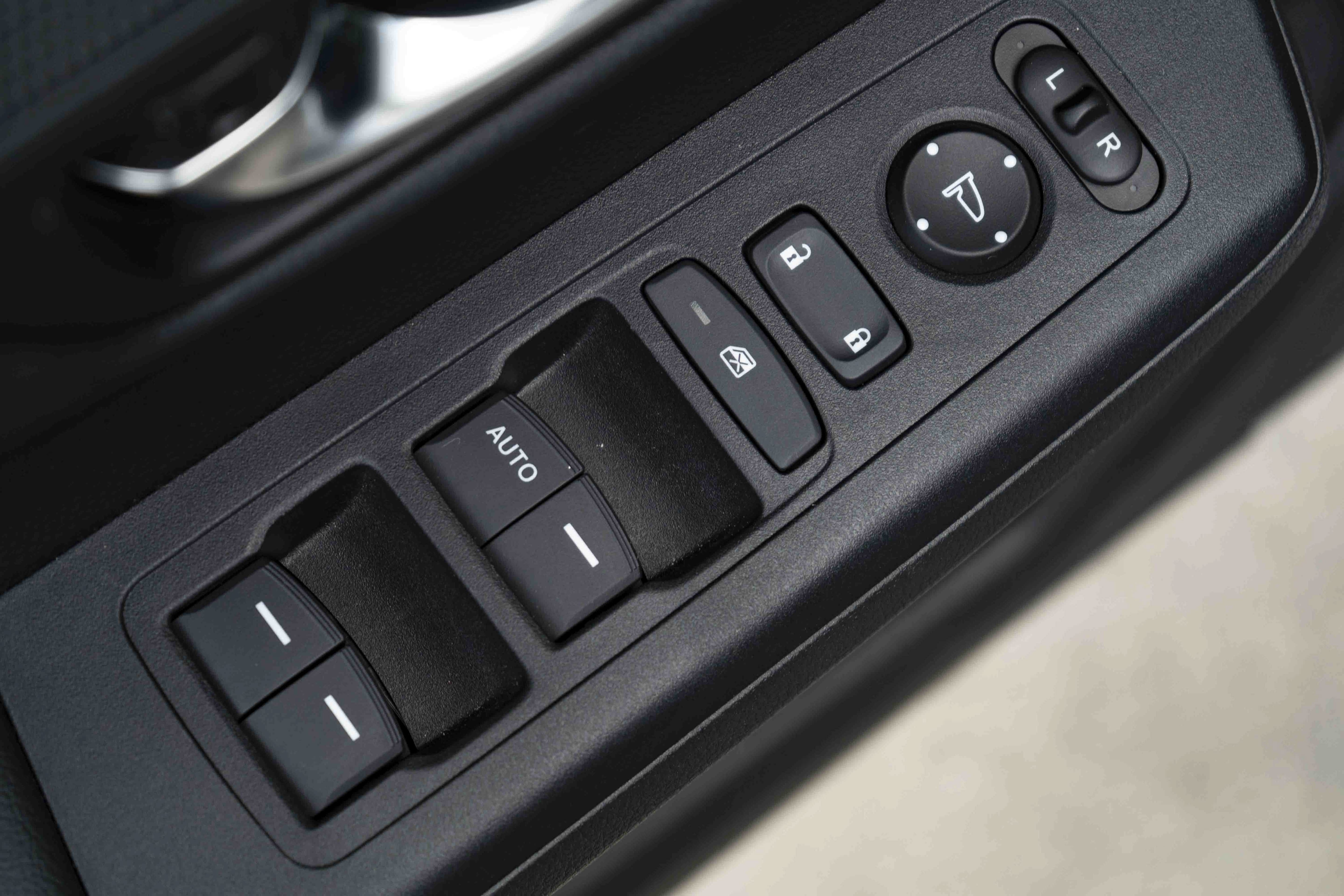 Certified 2026 Honda CR-V LX image 36
