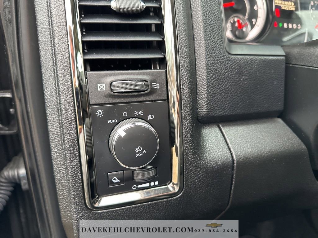 Used 2018 RAM 2500 Big Horn w/ Sport Appearance Group image 11