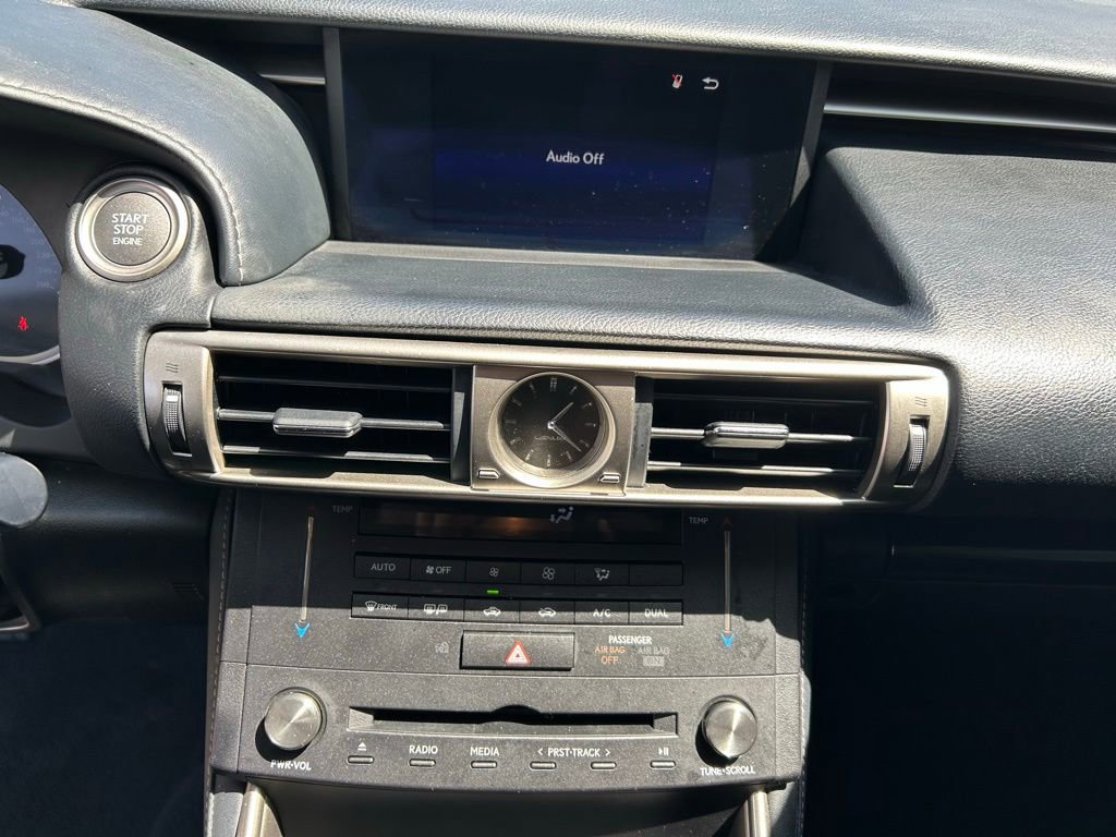 Used 2016 Lexus IS 300 AWD image 19