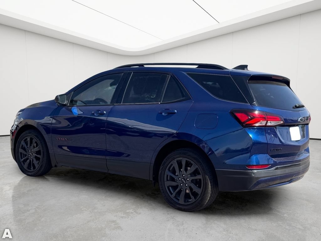 Used 2022 Chevrolet Equinox RS FWD image 4