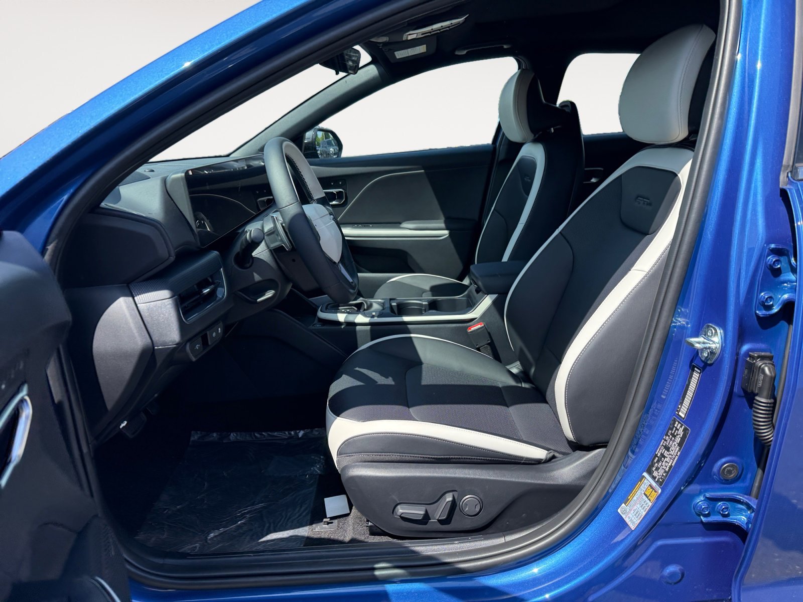 New 2026 Kia K4 GT-Line FWD image 10