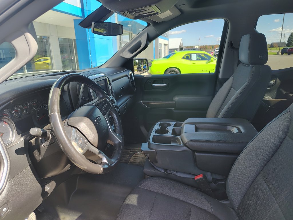 Used 2019 Chevrolet Silverado 1500 RST w/ True North Edition AWD/4WD image 15