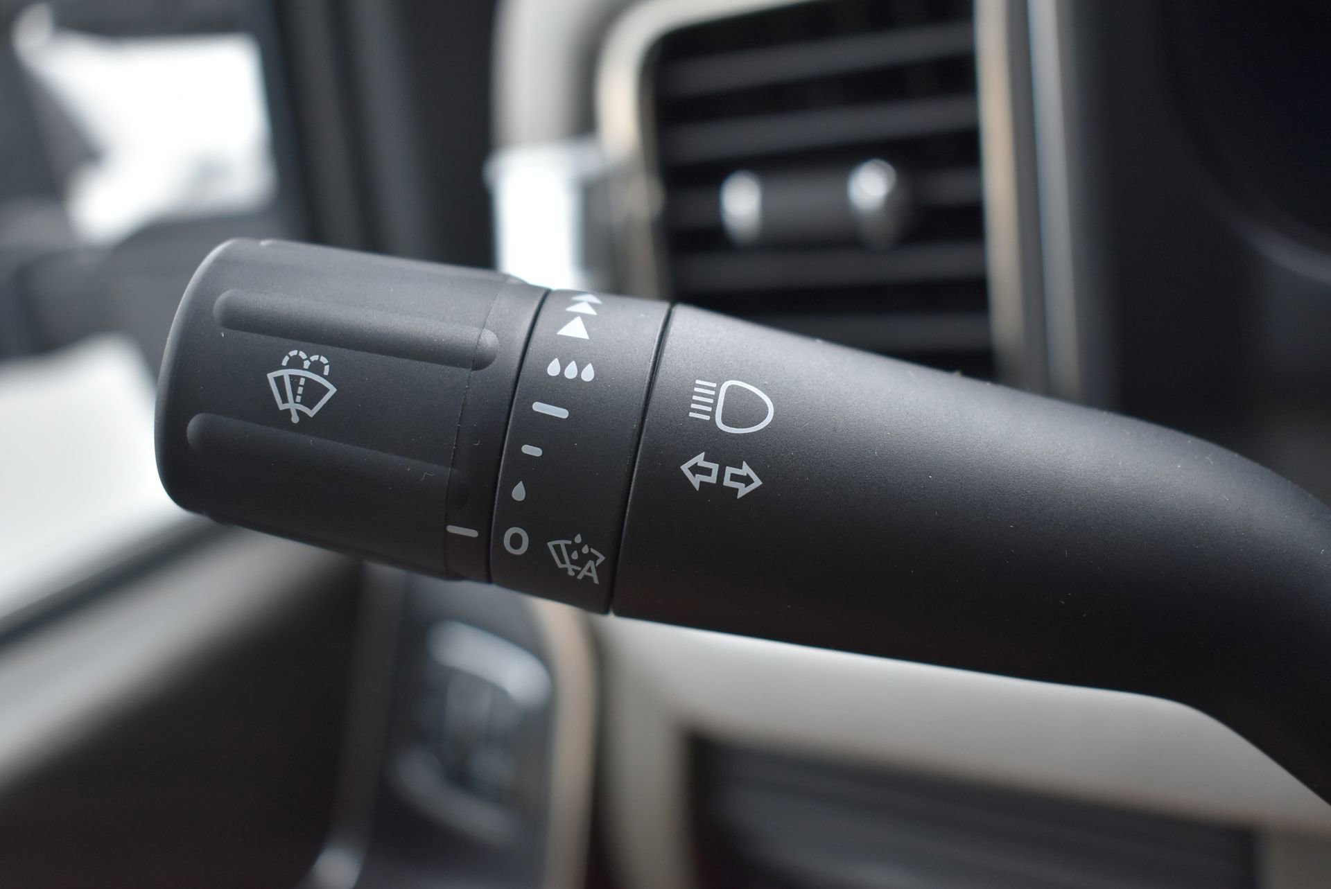 New 2025 Ford F250 Platinum w/ Platinum Plus Package image 21