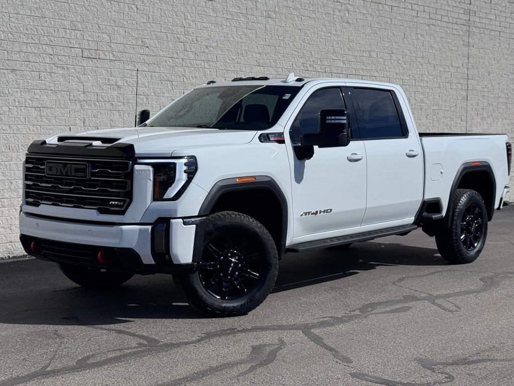 Used 2024 GMC Sierra 2500 AT4 w/ AT4 Premium Plus Package image 2