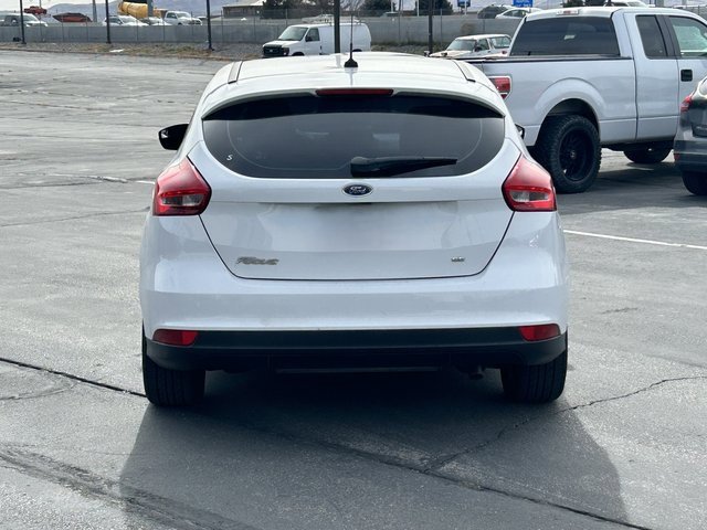 Used 2015 Ford Focus SE w/ Equipment Group 201A image 4