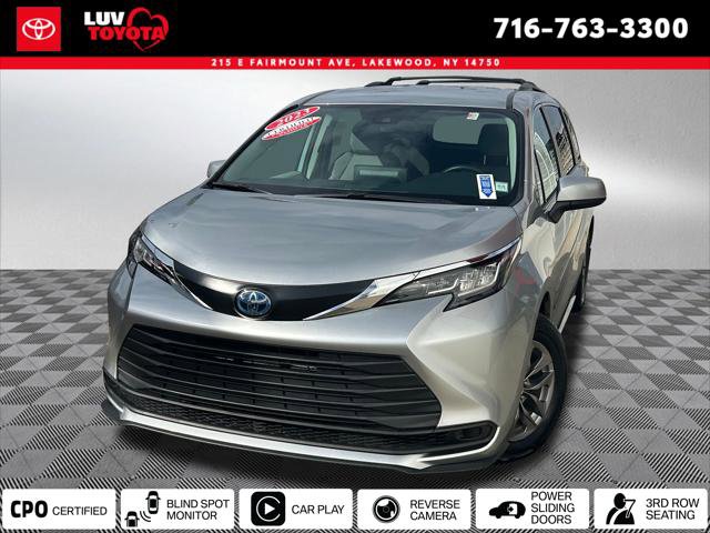 Certified 2023 Toyota Sienna LE image 1
