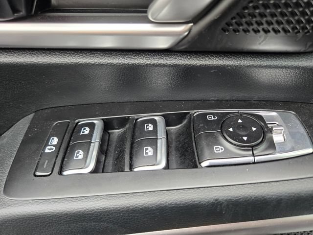 Used 2025 Kia Telluride S AWD/4WD image 38