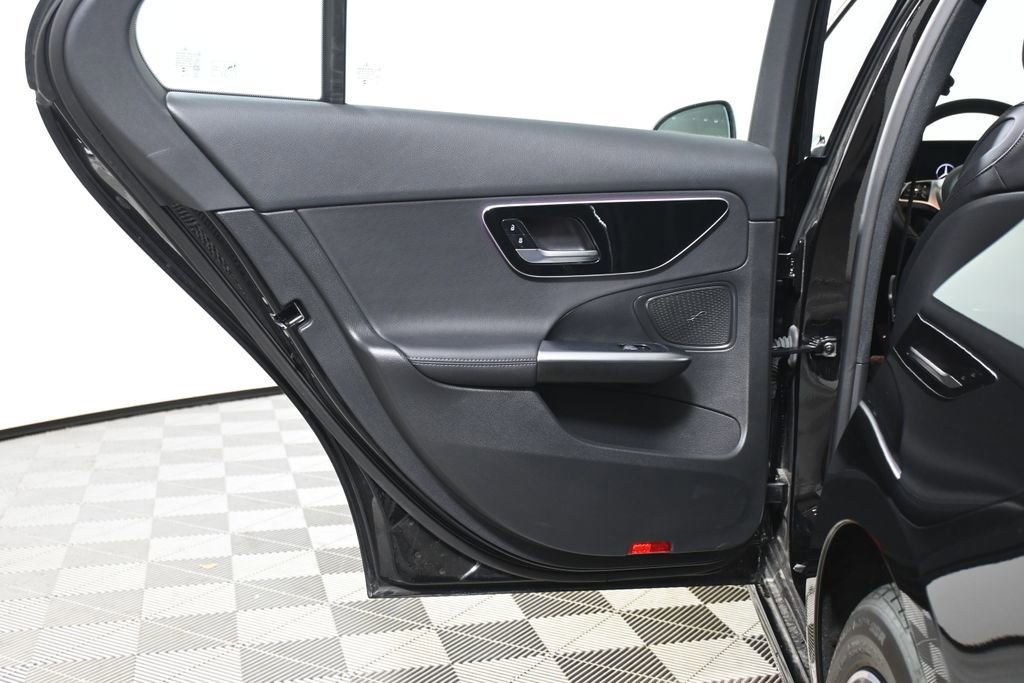 Certified 2025 Mercedes-Benz C 300 4MATIC Sedan image 30