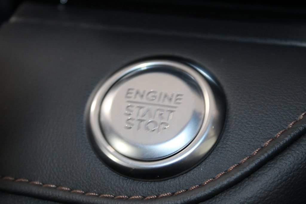 New 2026 Lincoln Nautilus Premier AWD/4WD image 38