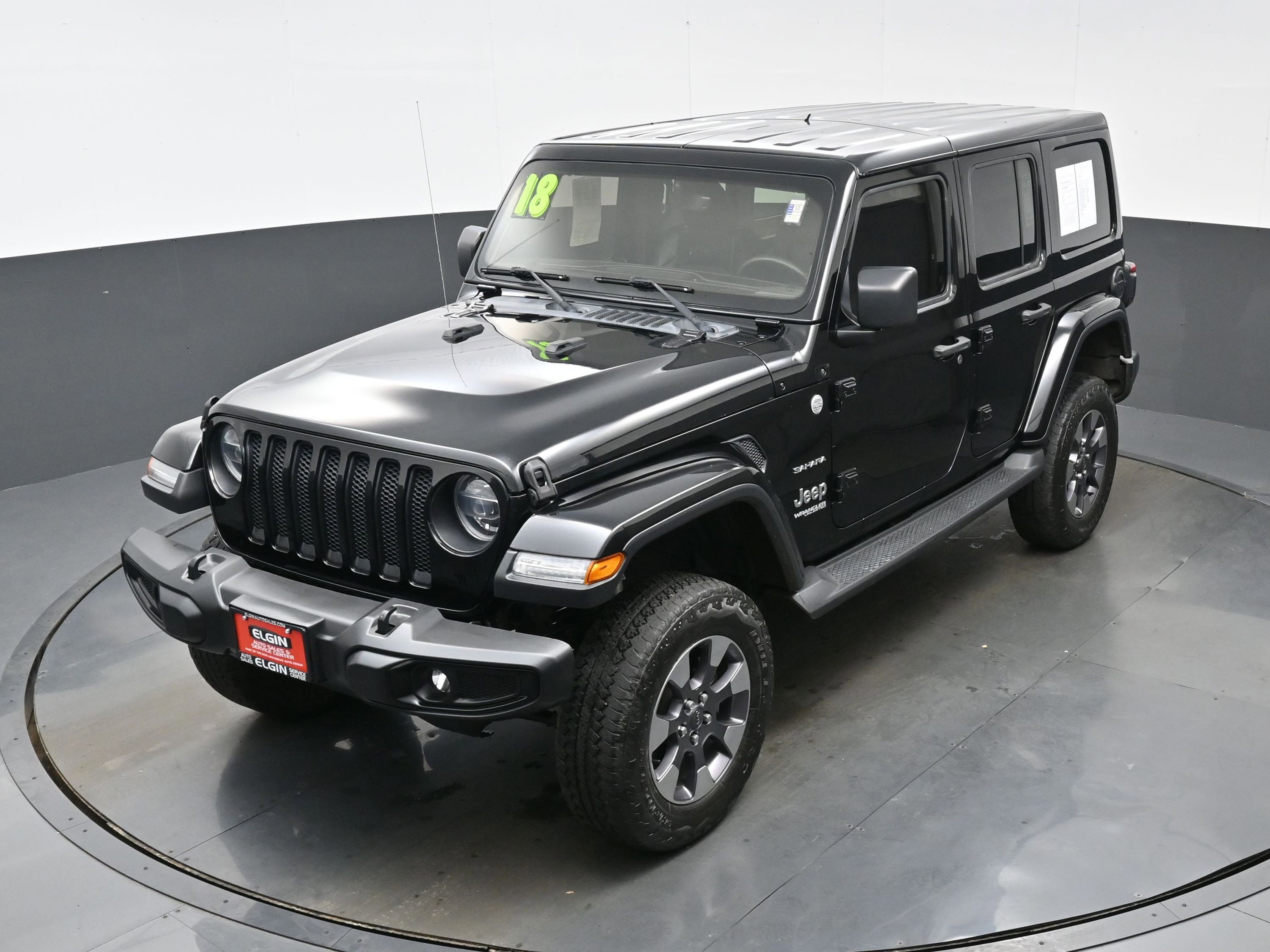 Used 2018 Jeep Wrangler Unlimited Sahara w/ Dual Top Group image 31
