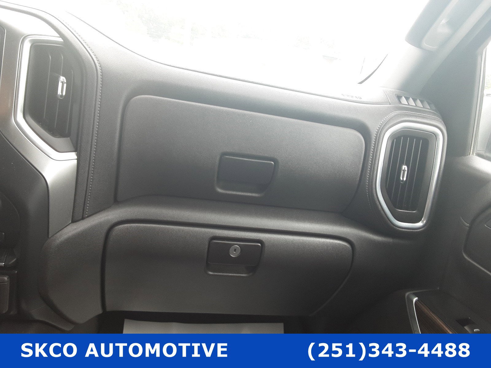 Used 2021 Chevrolet Silverado 1500 LT Trail Boss w/ Convenience Package II image 24