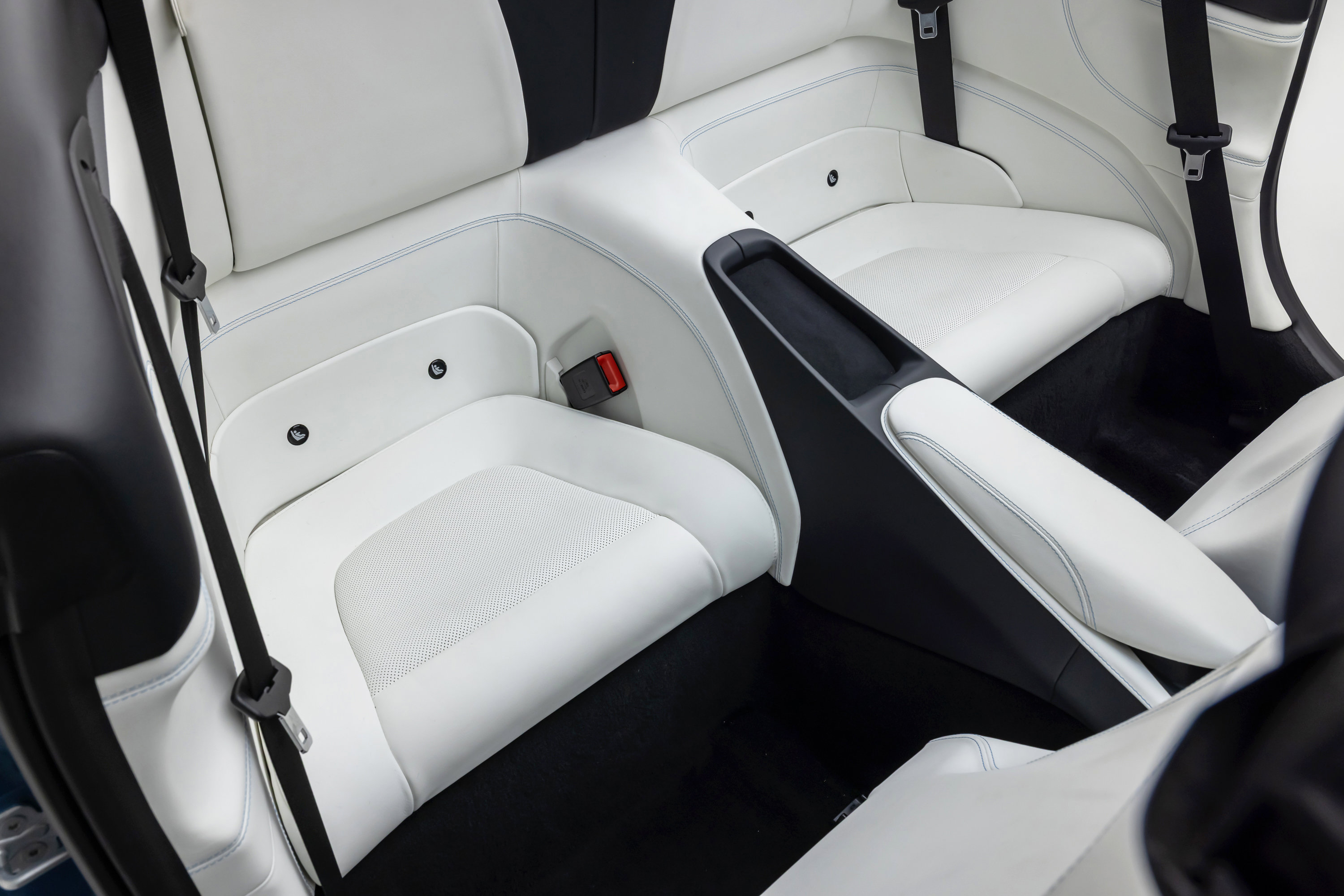 Certified 2020 Ferrari Portofino RWD image 79