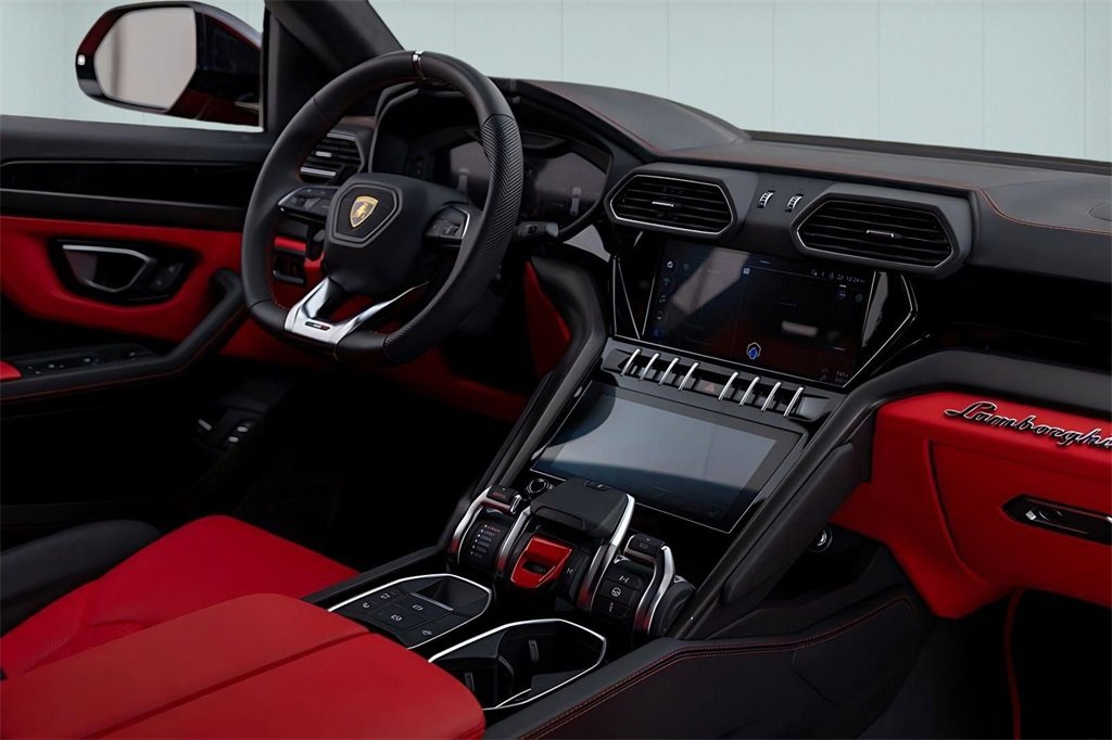 Used 2022 Lamborghini Urus image 38