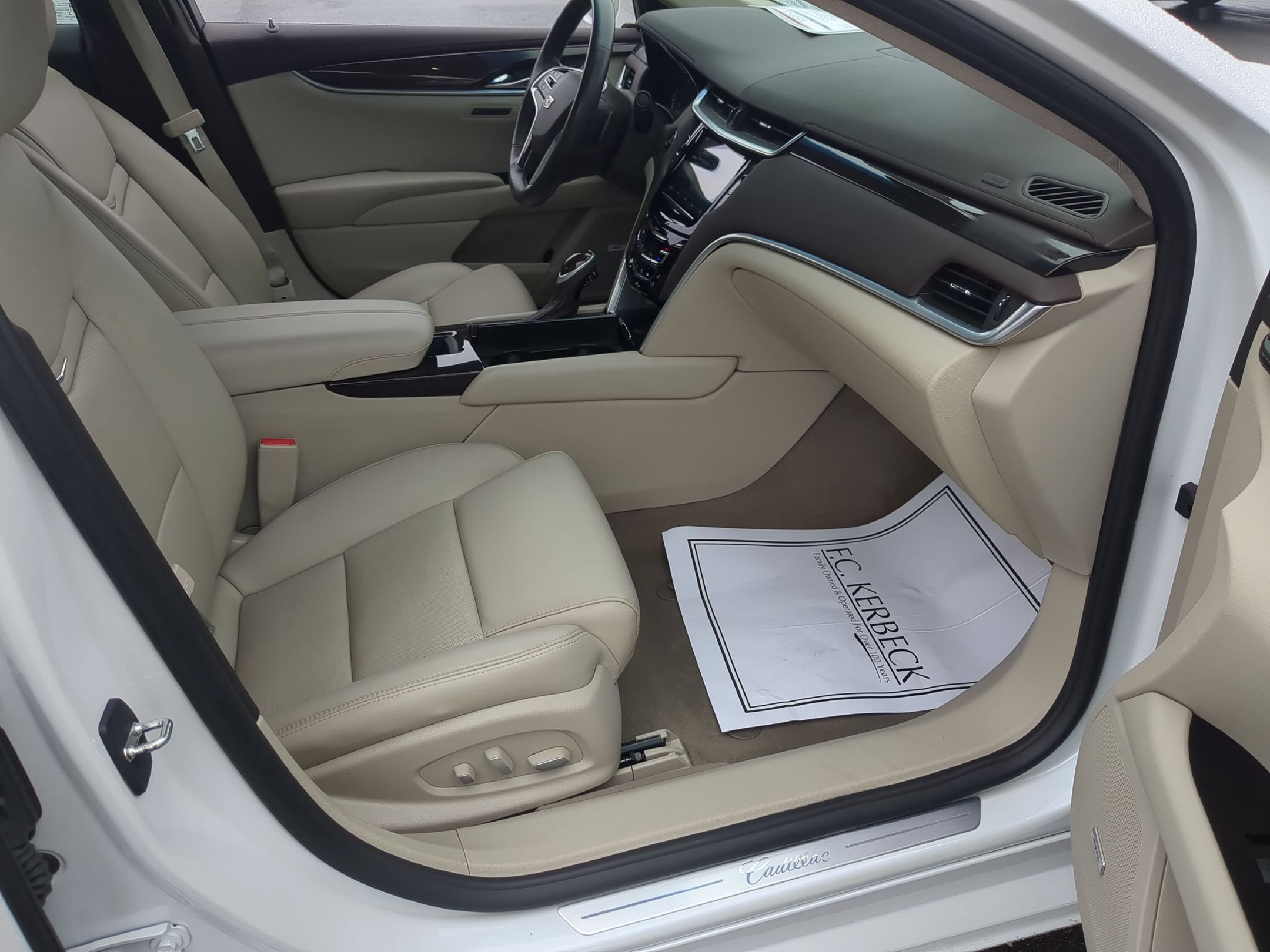 Certified 2016 Cadillac XTS Luxury w/ Driver Awareness Package FWD image 26