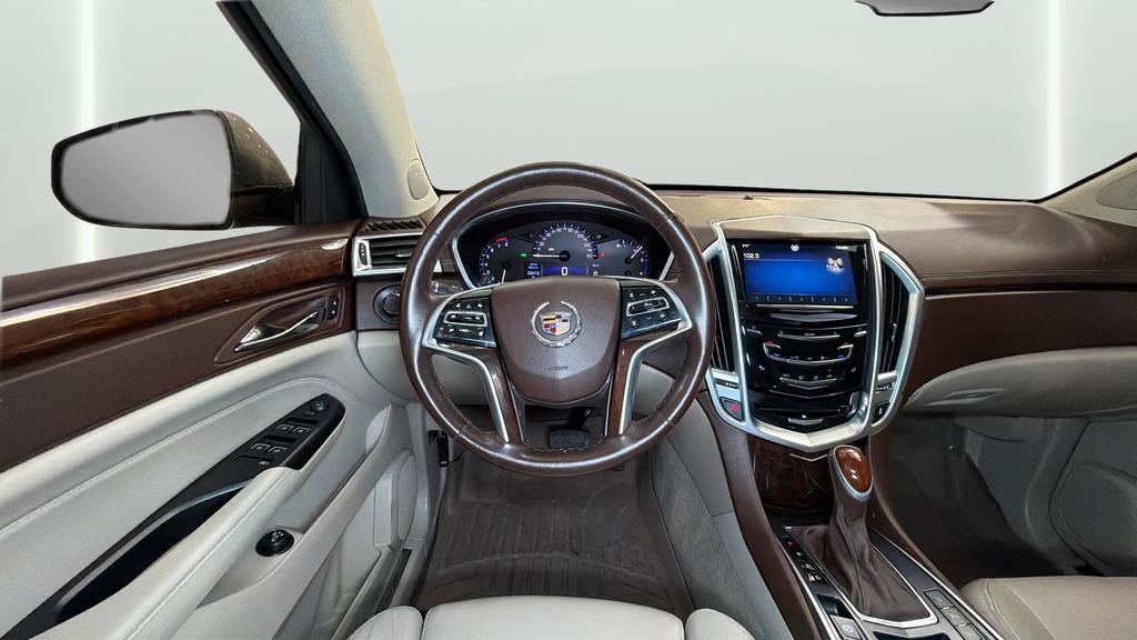 Used 2014 Cadillac SRX Luxury w/ Driver Awareness Package image 16