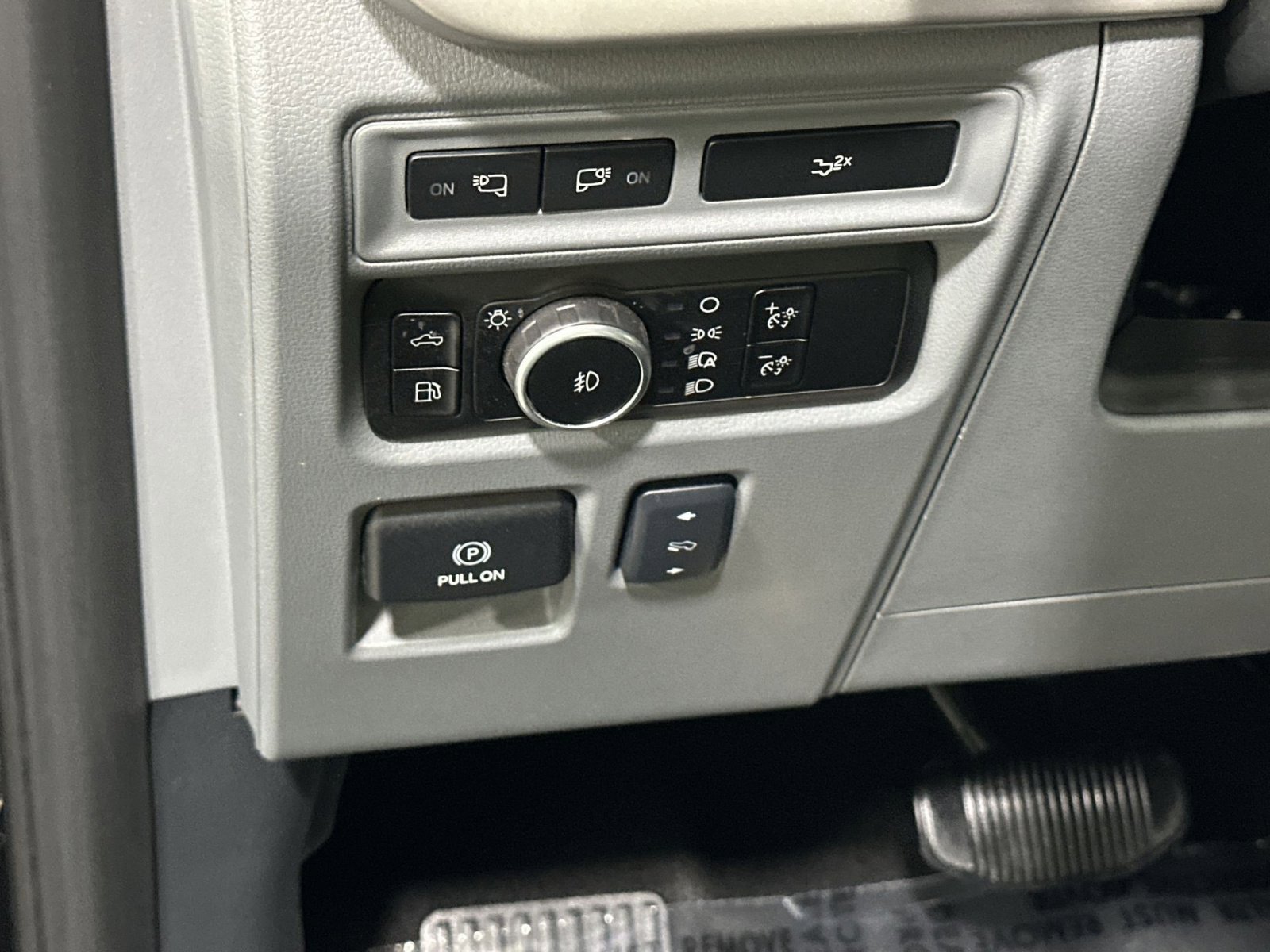 Used 2023 Ford F150 XLT w/ Equipment Group 302A High image 17