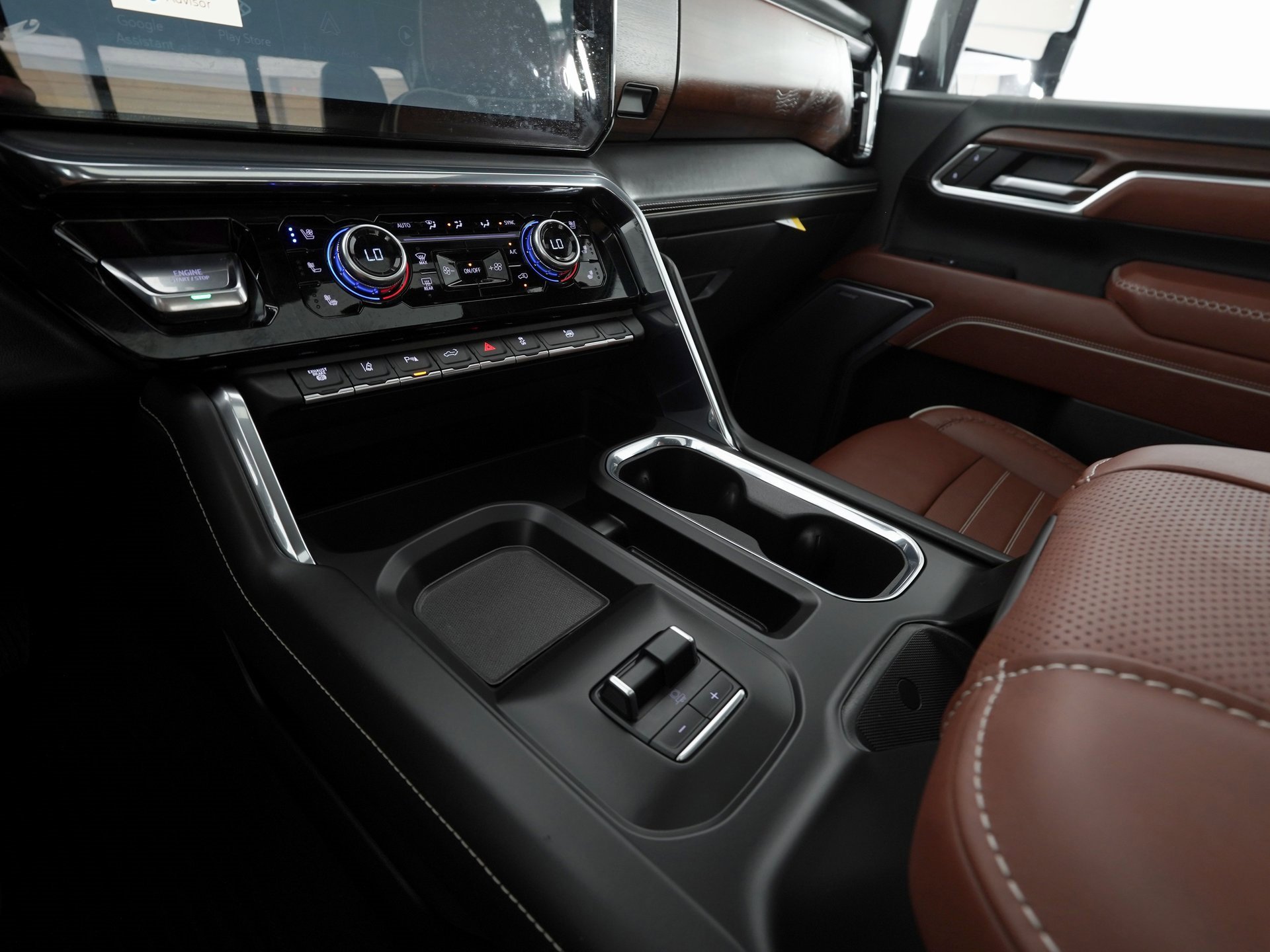 Used 2025 GMC Sierra 3500 Denali Ultimate image 23