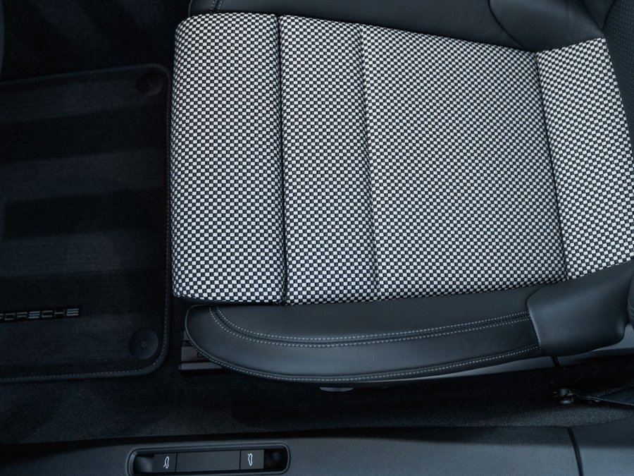 Used 2023 Porsche 911 50th Anniversary Edition image 27