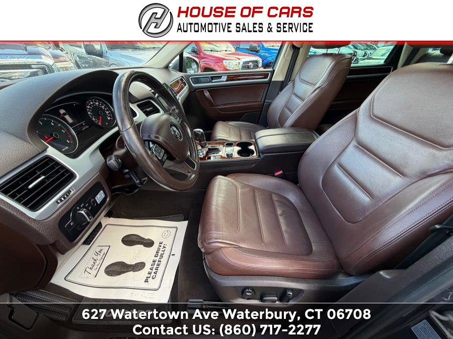 Used 2013 Volkswagen Touareg TDI AWD/4WD image 19