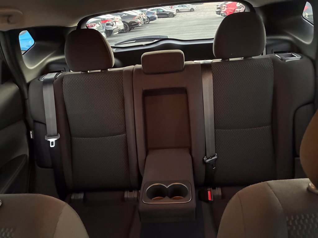 Used 2021 Nissan Rogue Sport S AWD/4WD image 17