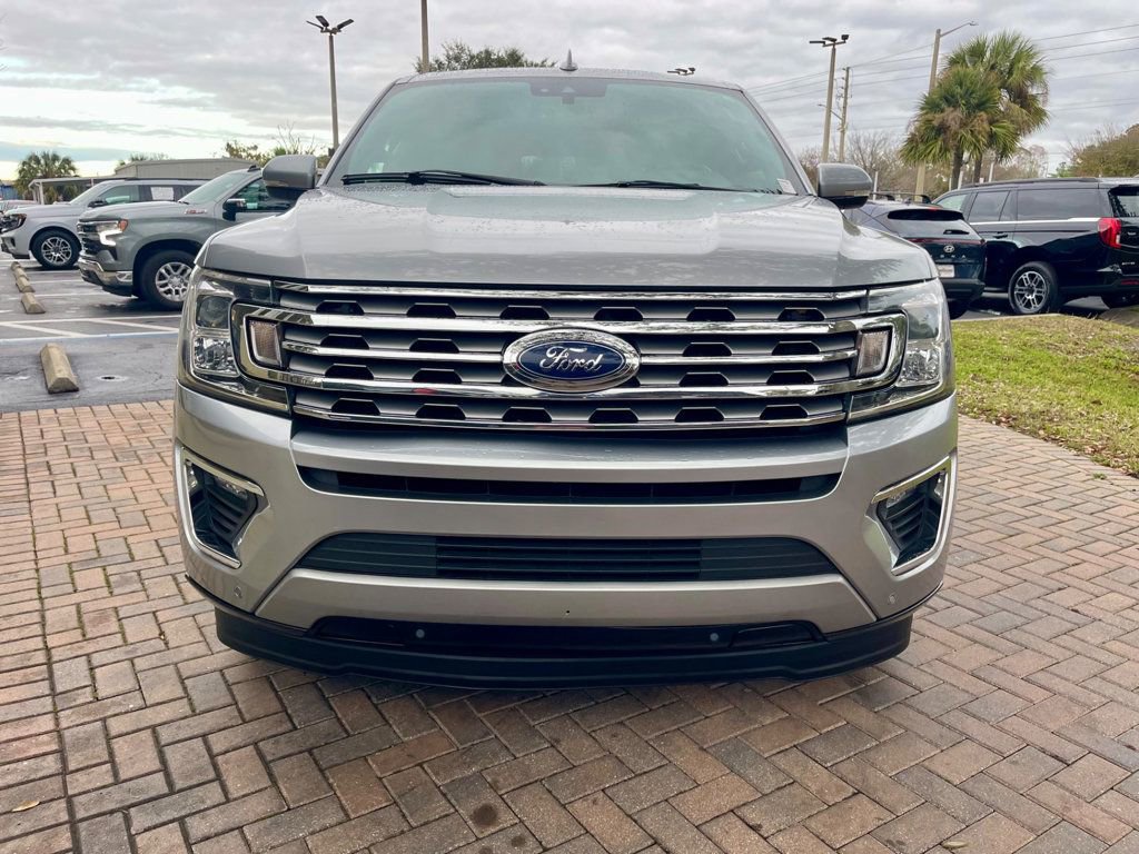 Used 2021 Ford Expedition Max Limited image 9