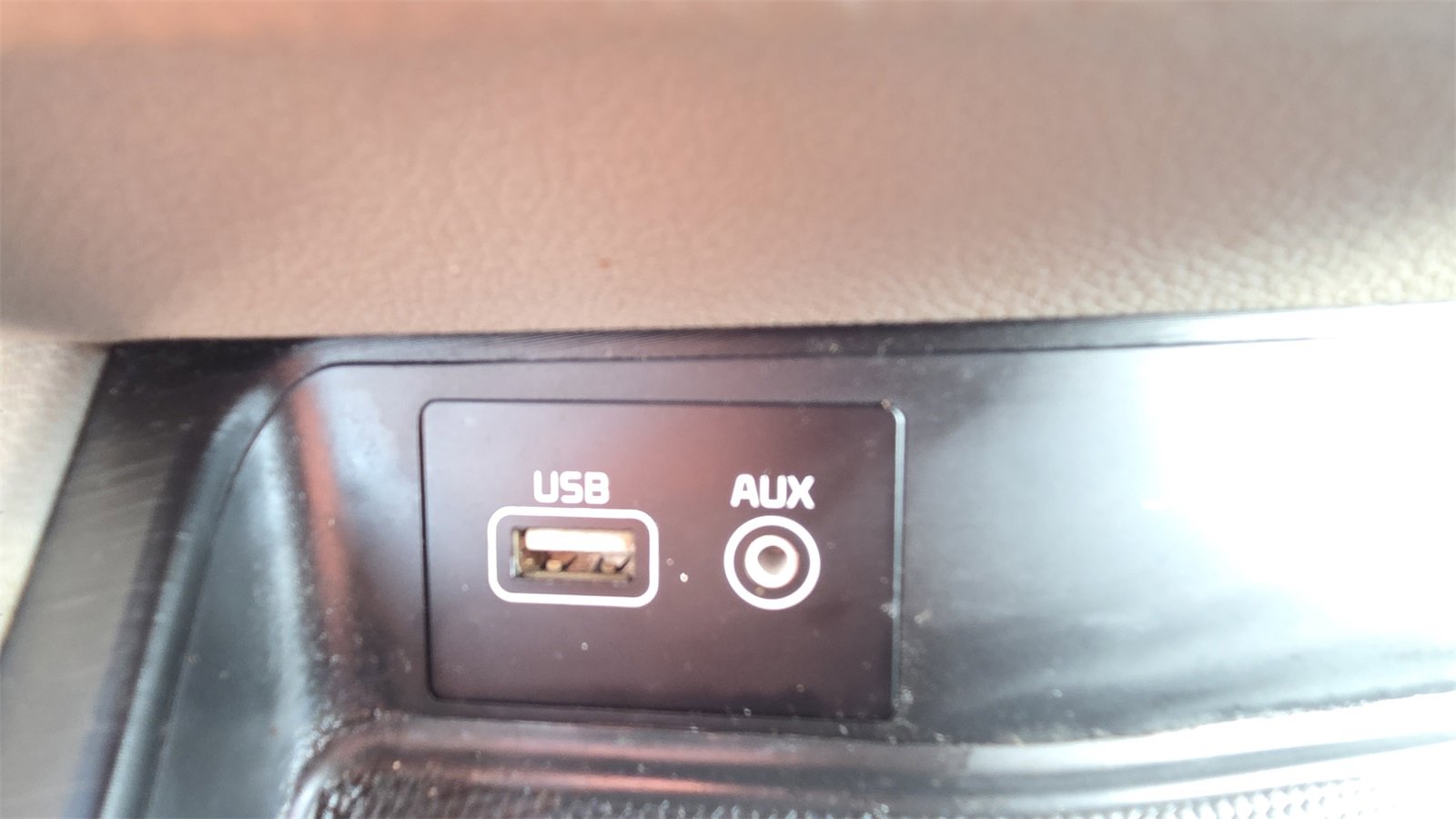 Used 2018 Kia Sedona L image 29