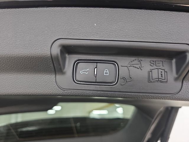 Used 2023 Ford Explorer XLT w/ Equipment Group 202A image 36