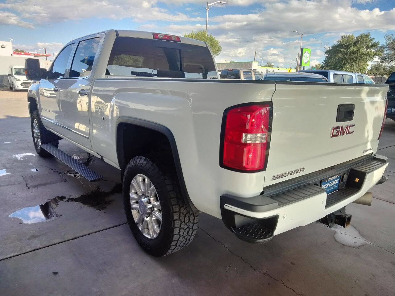 Used 2019 GMC Sierra 3500 Denali w/ Duramax Plus Package image 5