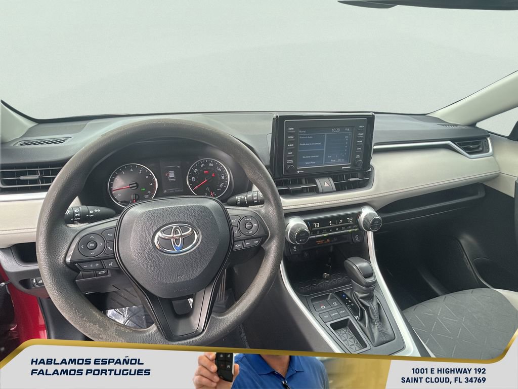 Used 2021 Toyota RAV4 XLE w/ Convenience Package image 15