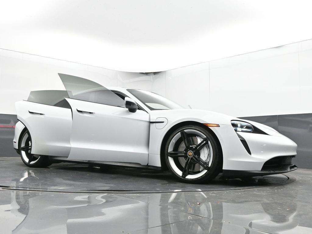 Used 2020 Porsche Taycan 4S image 70