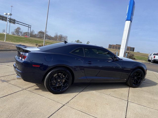 Used 2010 Chevrolet Camaro SS w/ RS Package image 11
