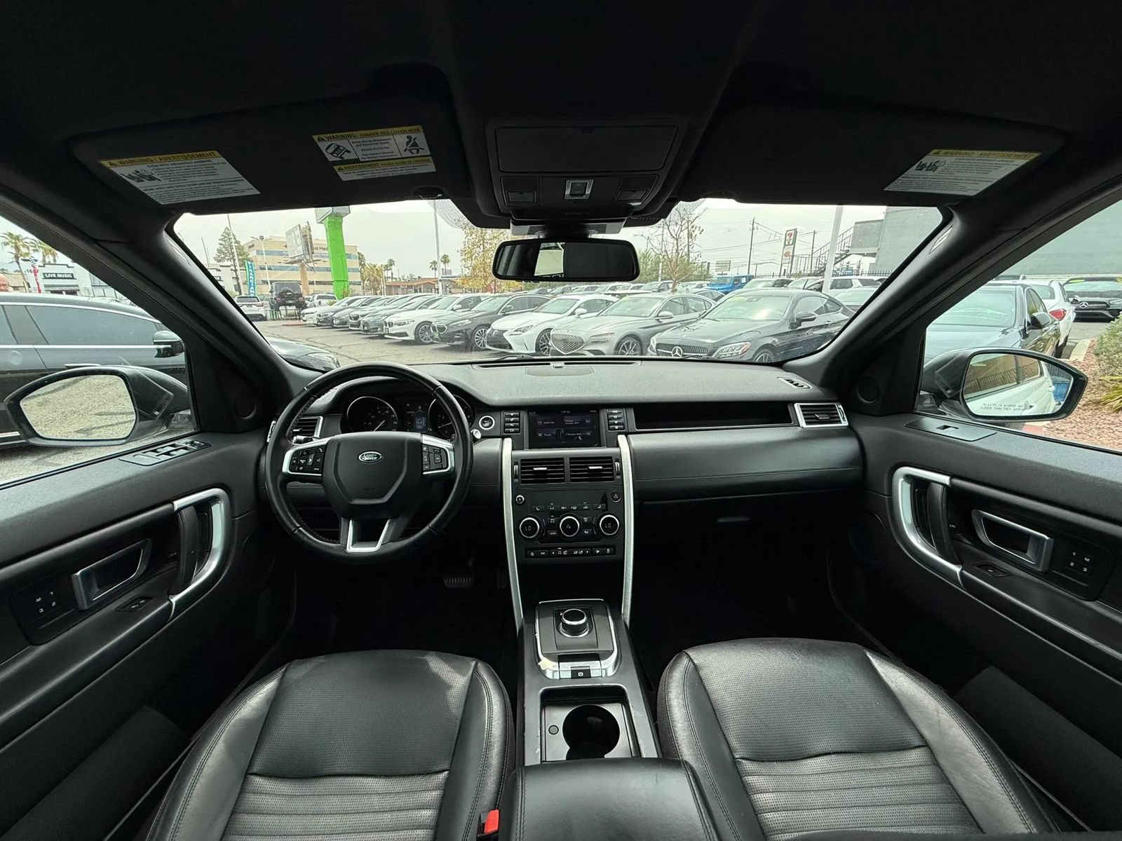Used 2018 Land Rover Discovery Sport HSE Luxury AWD/4WD image 17