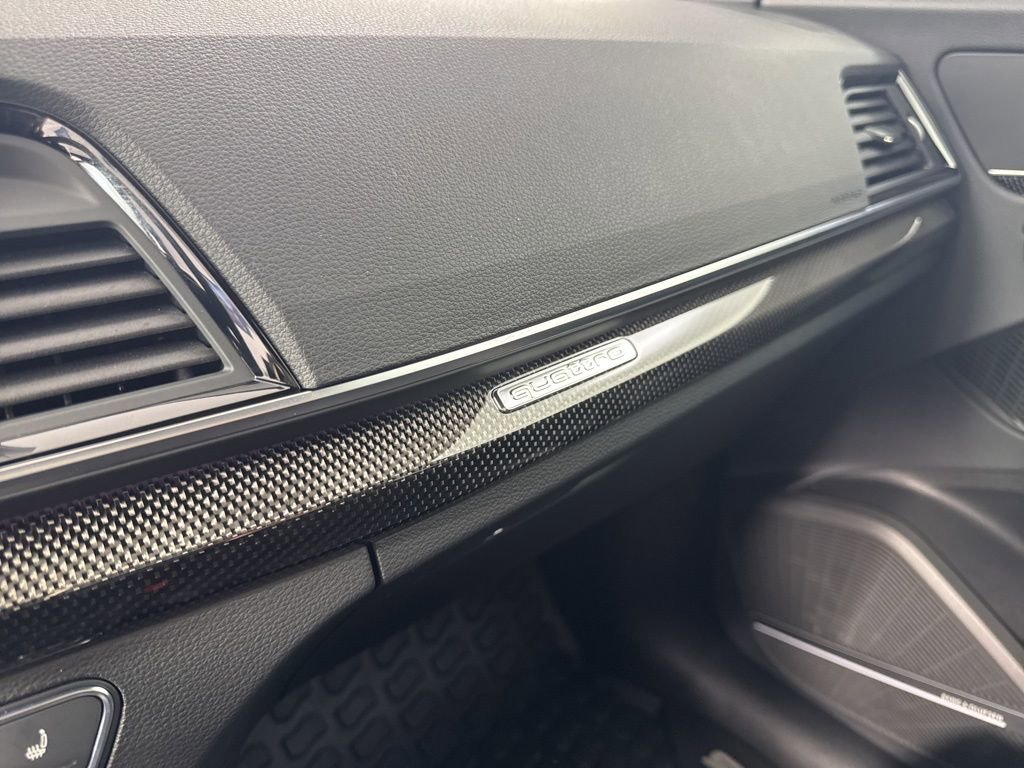 Used 2025 Audi SQ5 Premium Plus image 18