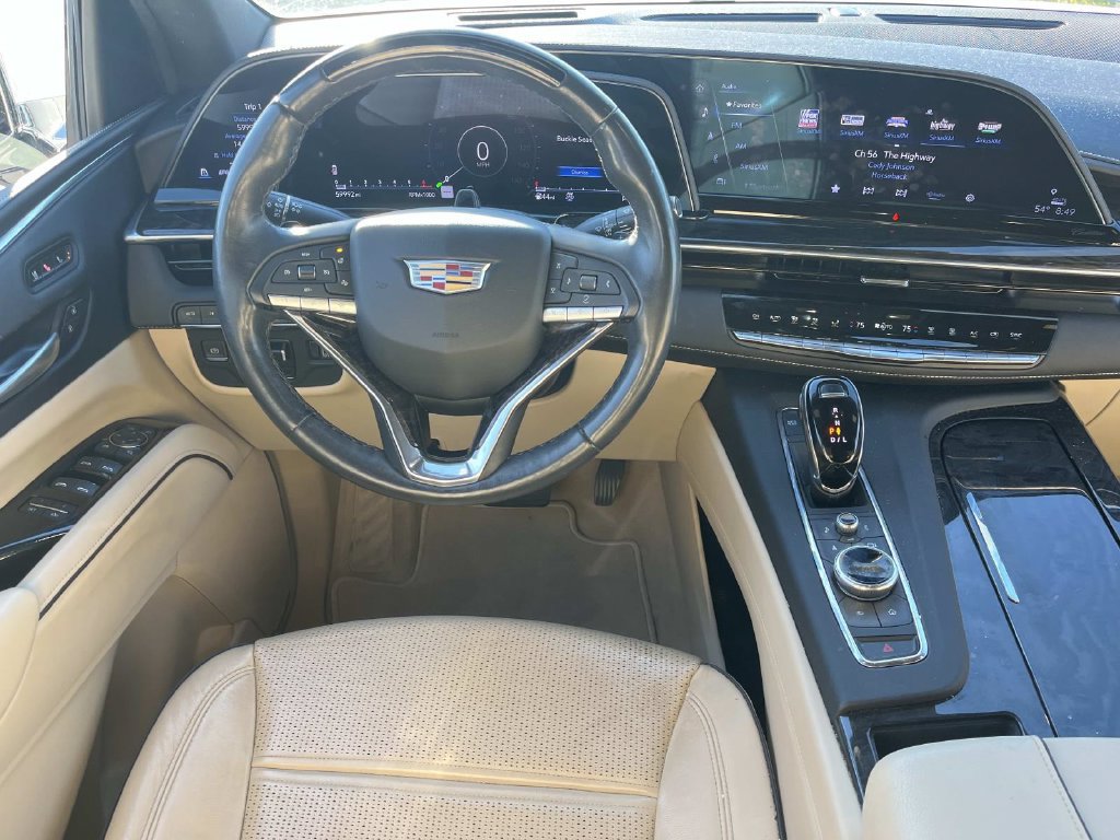 Used 2023 Cadillac Escalade Premium Luxury w/ Performance Package AWD/4WD image 13