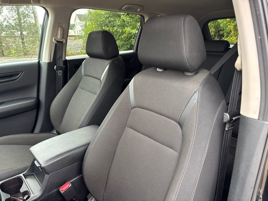 Used 2025 Honda CR-V LX image 10