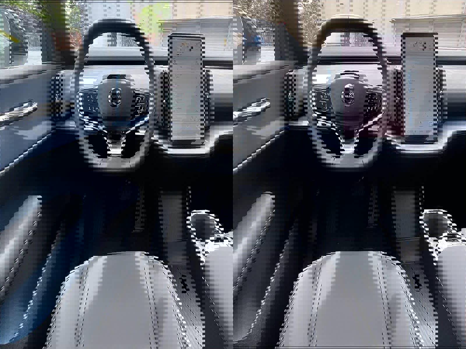 New 2026 Volvo EX30 Plus w/ Protection Package AWD/4WD image 15