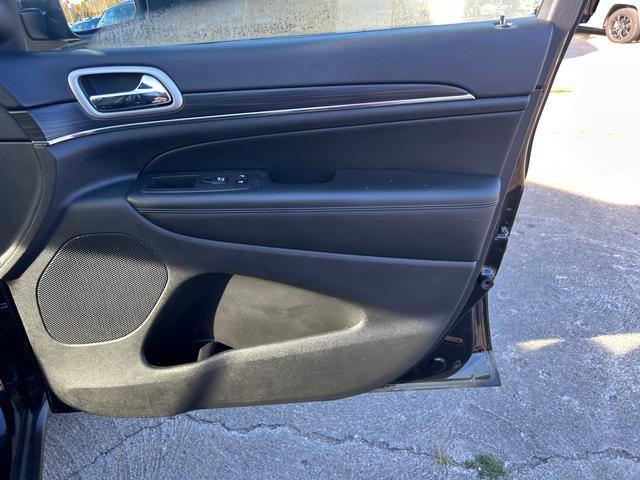 Certified 2022 Jeep Grand Cherokee Limited image 22