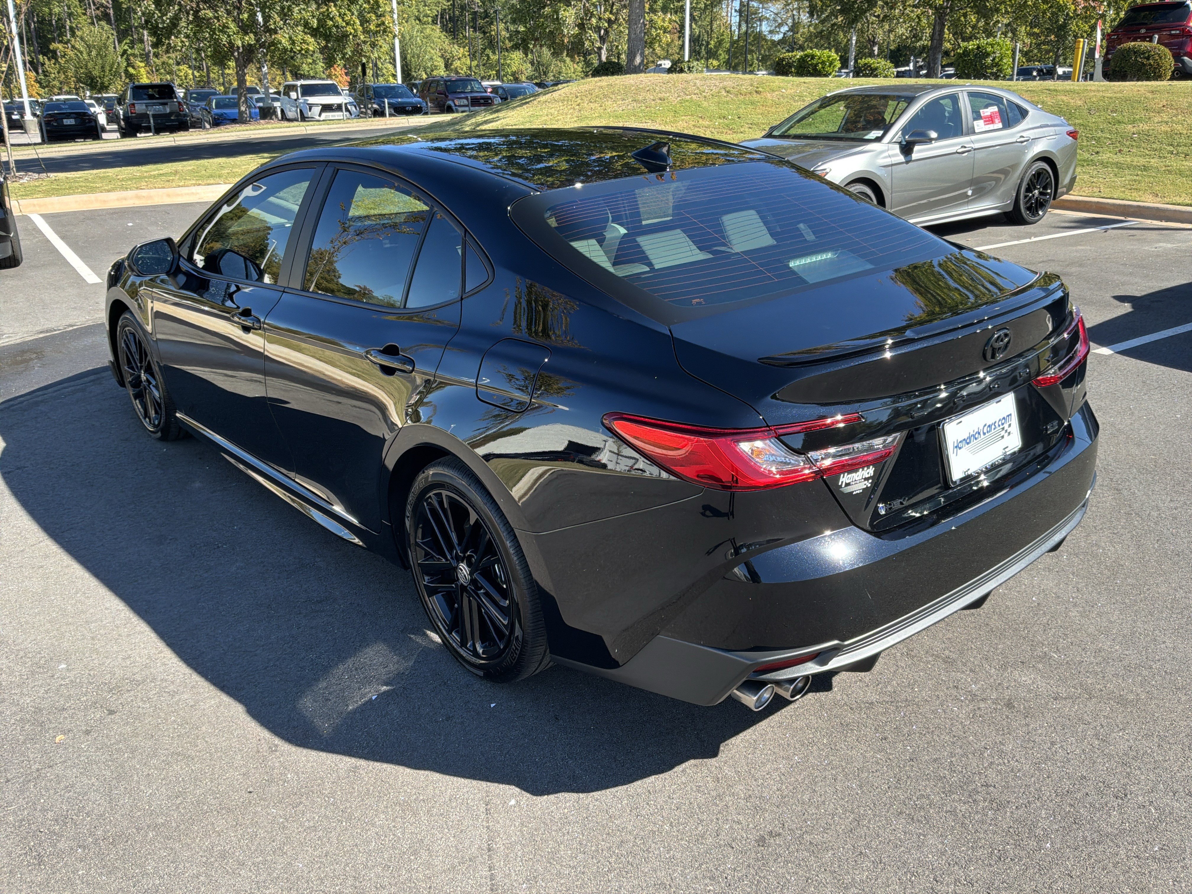Used 2026 Toyota Camry SE FWD image 8