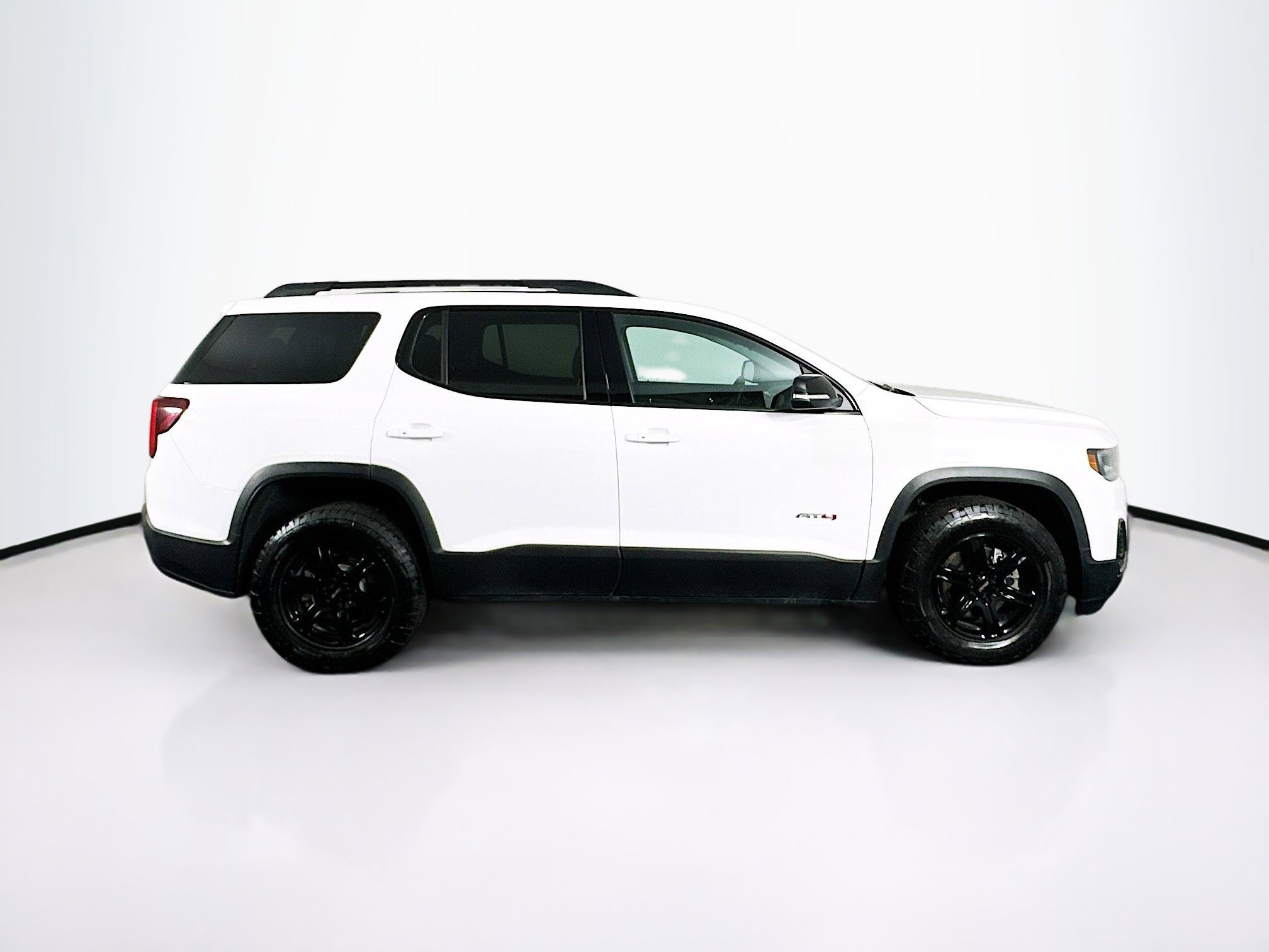 Used 2023 GMC Acadia AT4 w/ Trailering Package image 10