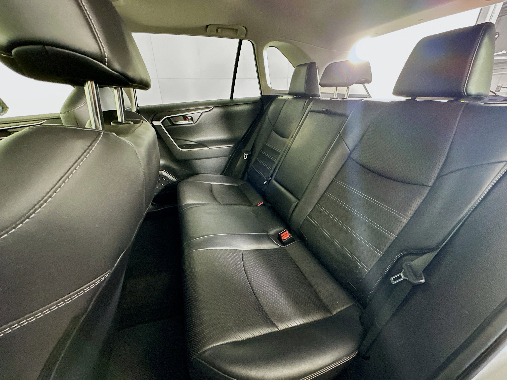 Used 2019 Toyota RAV4 Limited w/ Cold Weather Package image 27