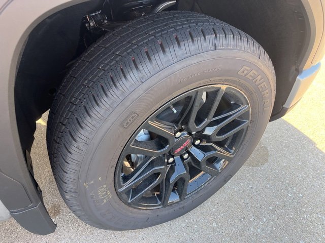 New 2026 GMC Sierra 1500 Elevation image 59