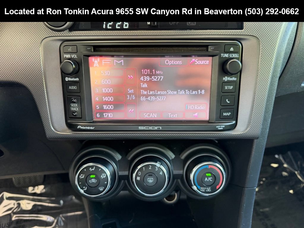 Used 2014 Scion tC FWD image 21