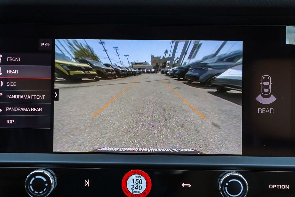 Used 2024 Porsche Macan AWD/4WD image 23