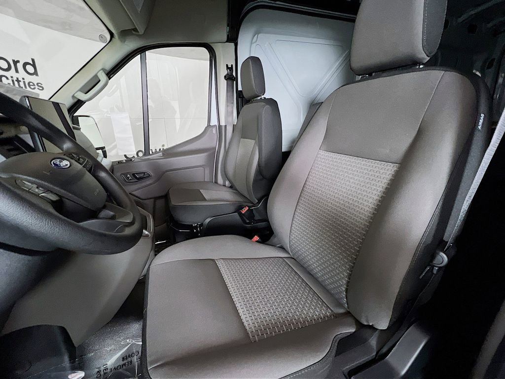 New 2026 Ford Transit 250 148 Medium Roof Extended AWD image 22