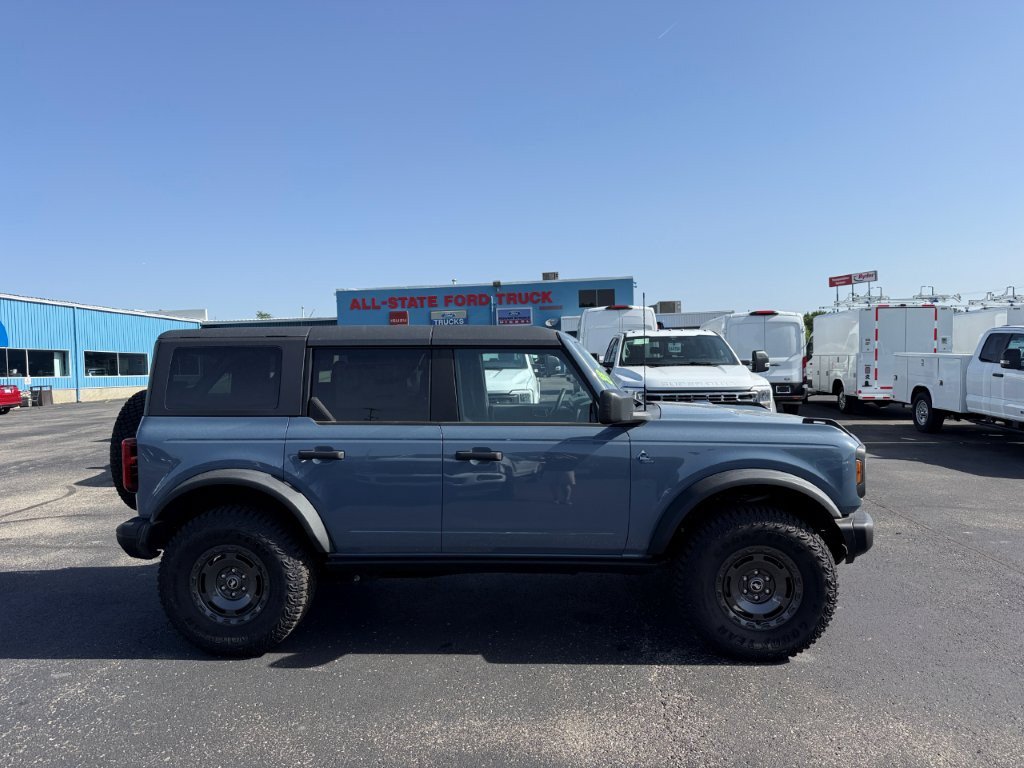 New 2024 Ford Bronco Black Diamond AWD/4WD image 9