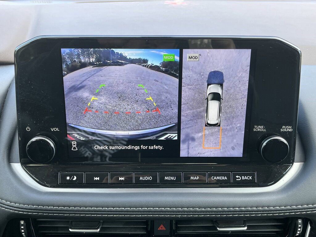 Certified 2023 Nissan Rogue SL w/ SL Premium Package image 3