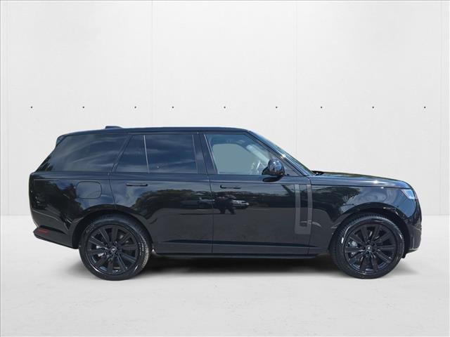 New 2025 Land Rover Range Rover SE image 4