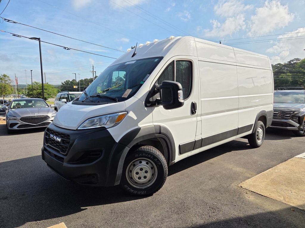 Used 2023 RAM ProMaster 2500 FWD image 1