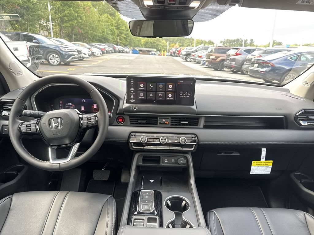 New 2026 Honda Pilot Touring image 23