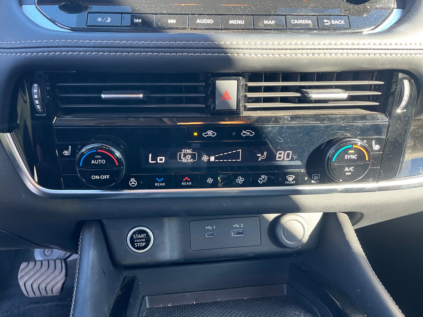 Used 2023 Nissan Rogue SL w/ SL Premium Package image 29